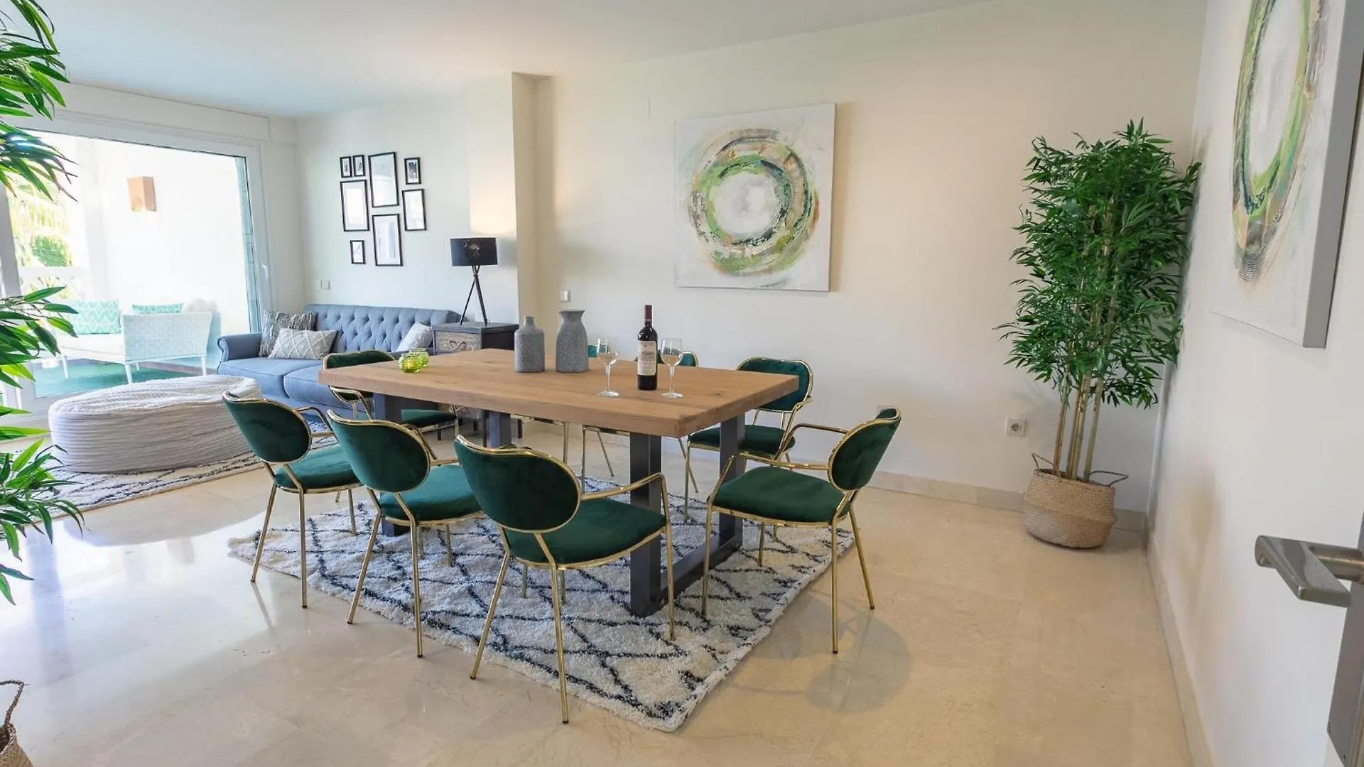 Vacation Marbella I Las Canas Beachfront Haven, Sea View, Jacuzzi, Golden Mile, Duplex Penthouse, 24-7 Security ספרד